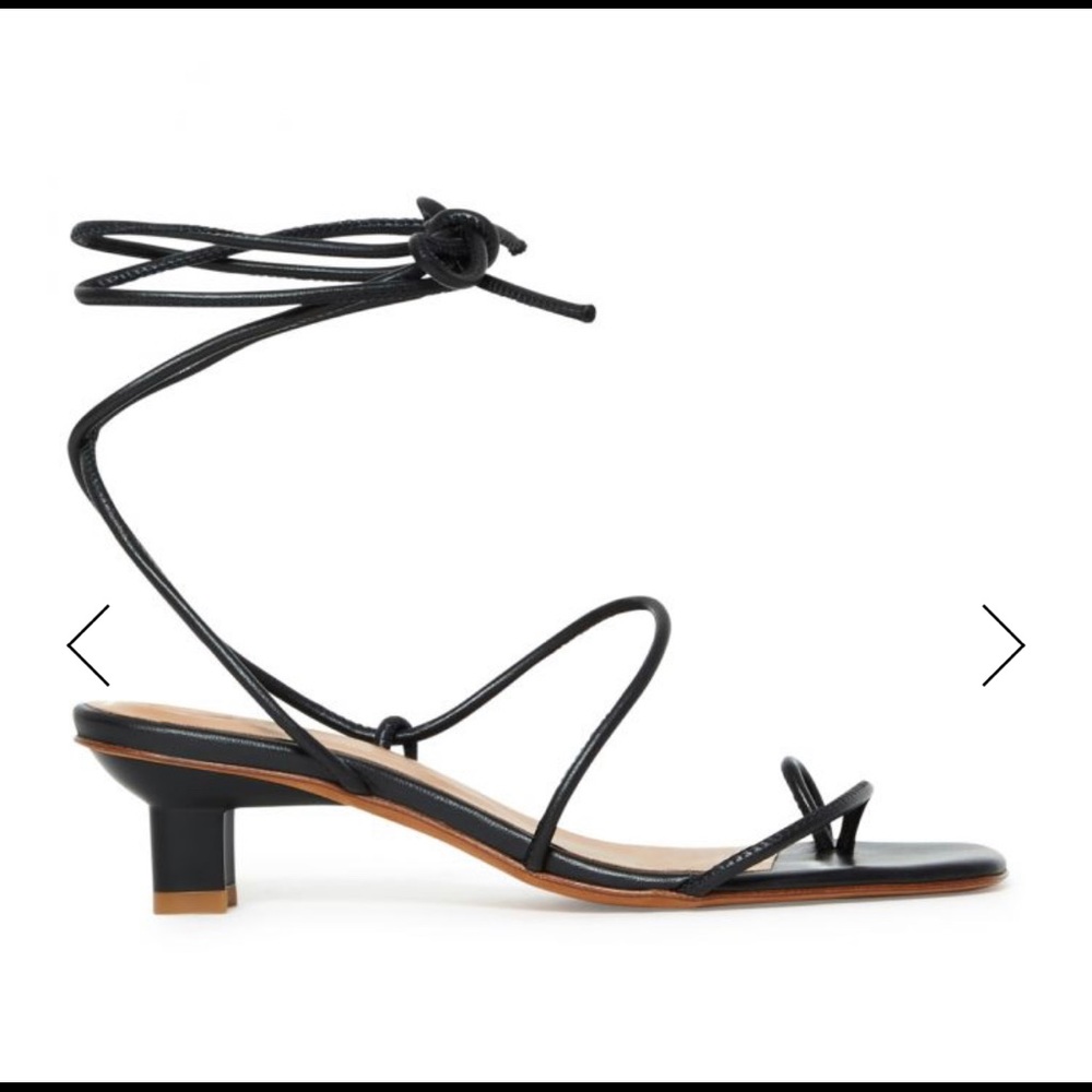 ISO LoQ Roma Sandal in black or nude